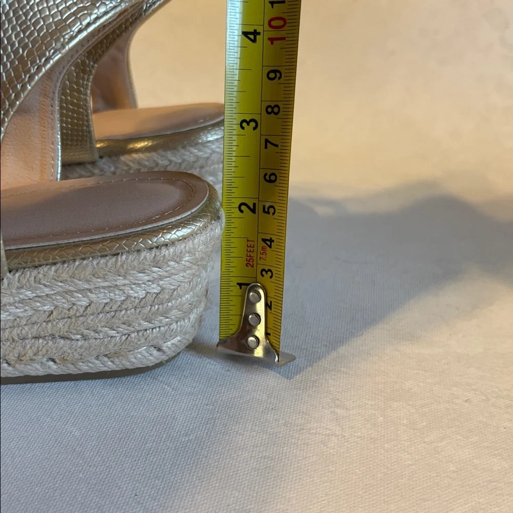 Elegant Gold Women's Slingback Espadrilles, elastic strap, 2” wedge, size 41, 10